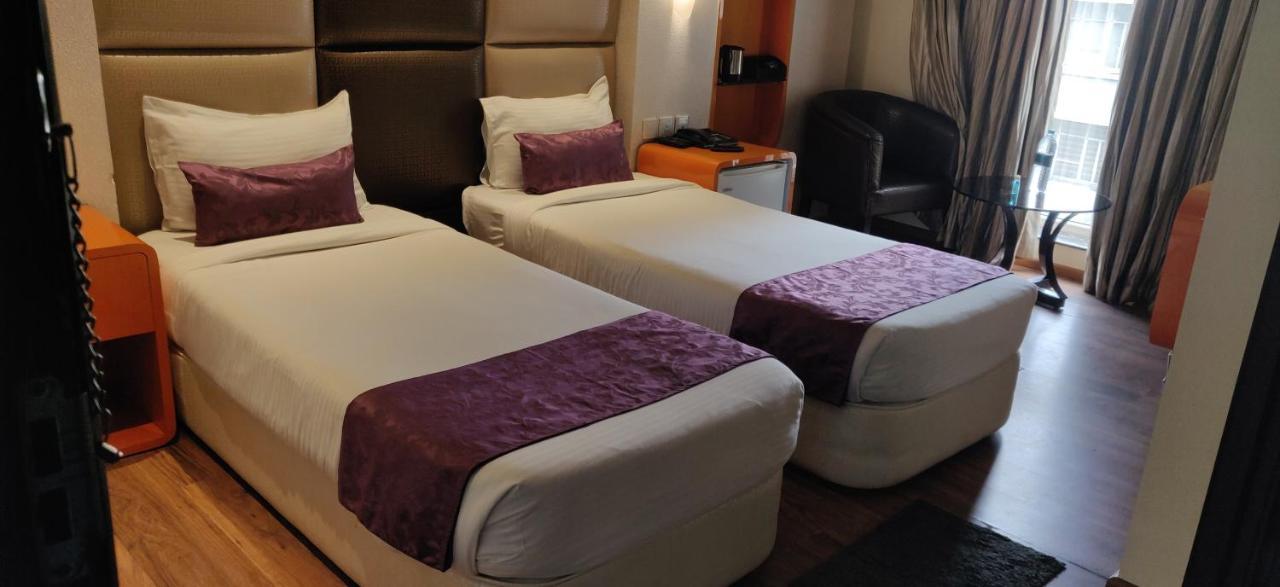 Hotel Ritu Ivy Calcutta  Esterno foto