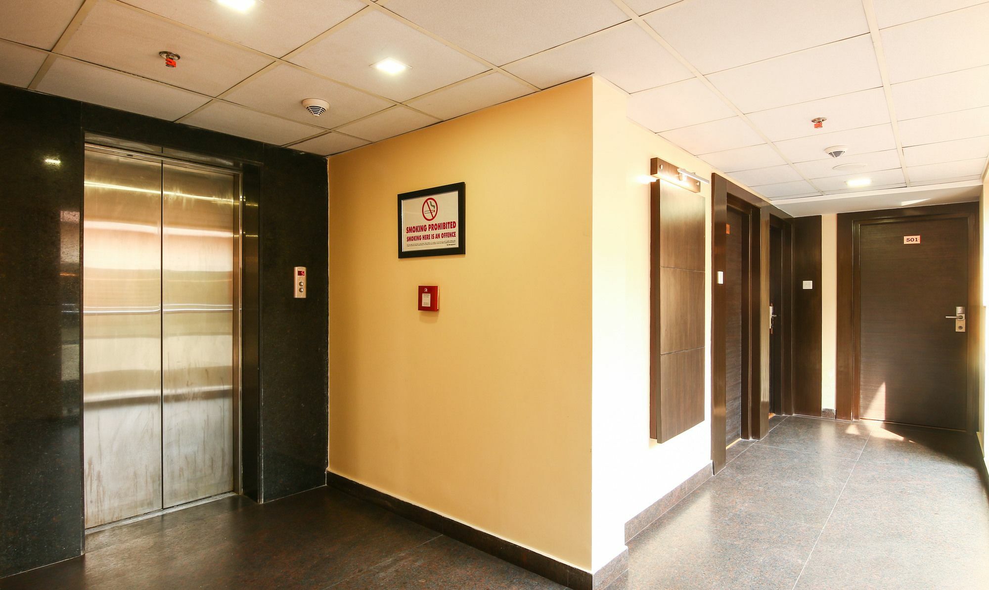 Hotel Ritu Ivy Calcutta  Esterno foto